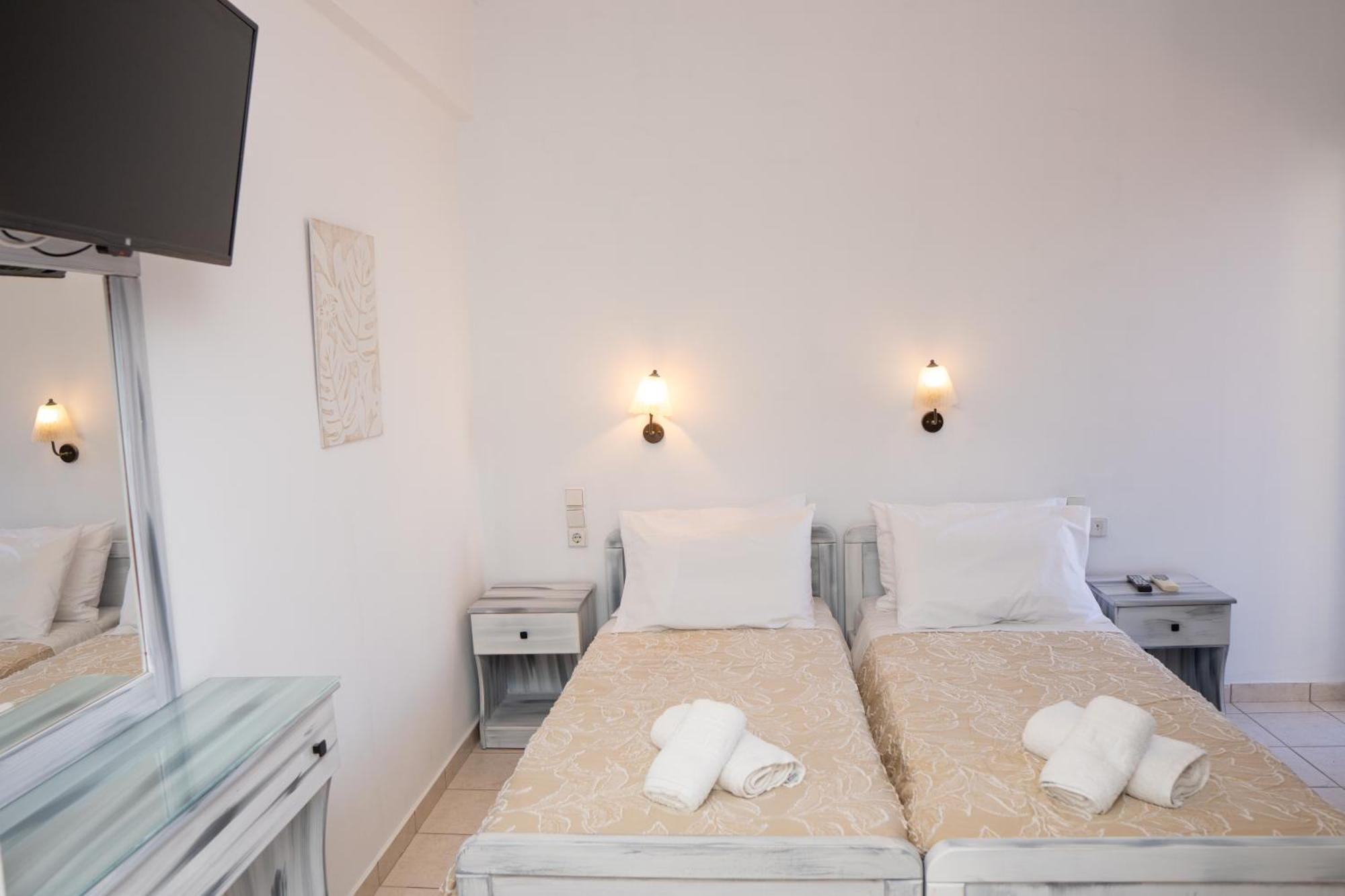 Artemis Beach Studios Kalamaki  Dış mekan fotoğraf